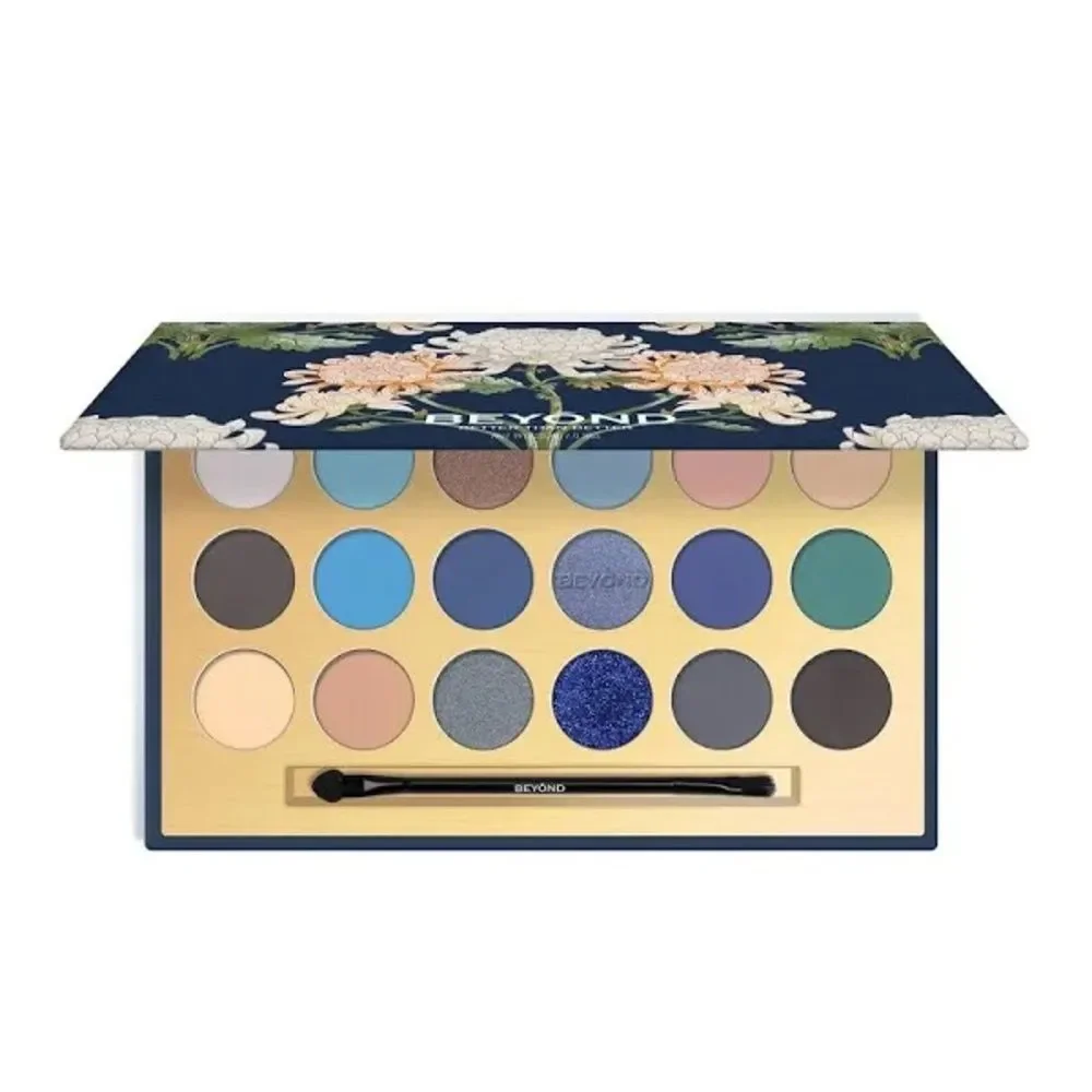 Beyond Daisy Chain Shimmer and Matte Eyeshadow Palette